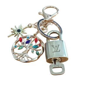 Louis Vuitton Lock & Key Set #305 w/ a Tree of Life & Sunburst Charms Keychain